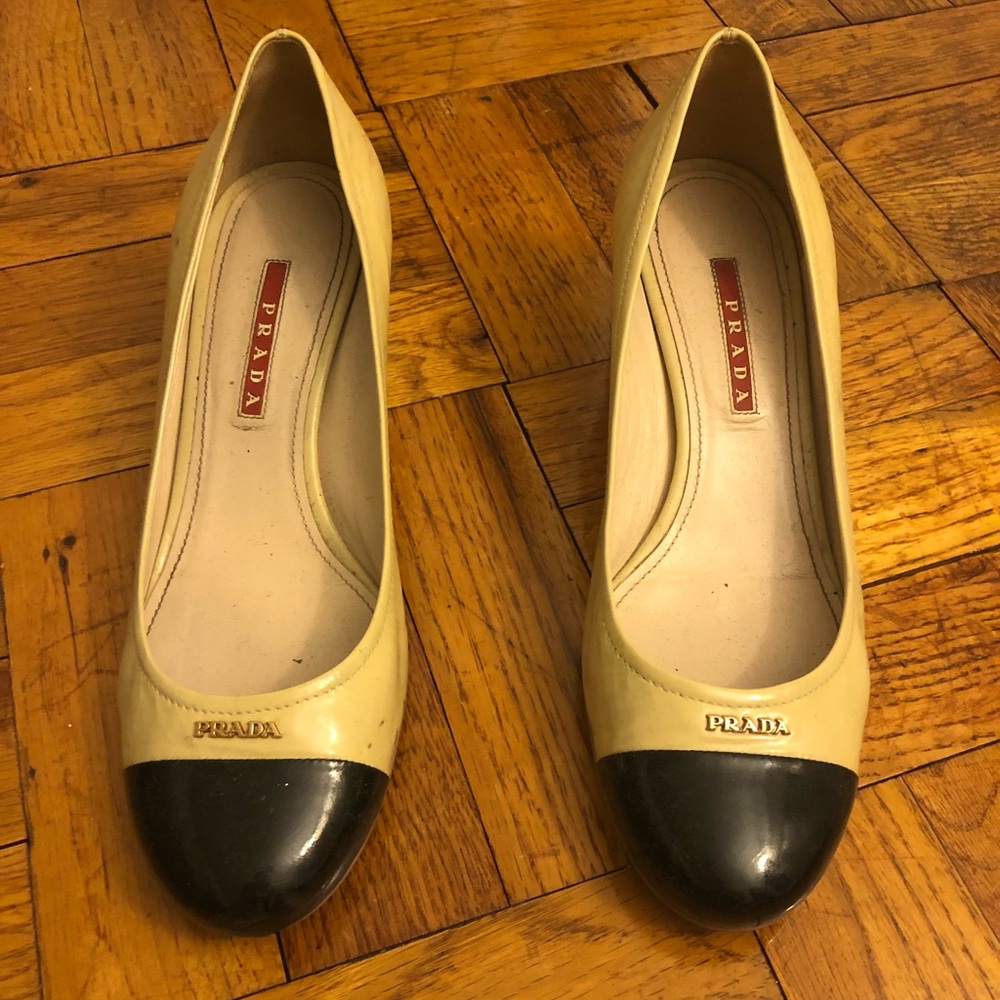 Prada shoes size 7 1/2 beige/black with block heel
